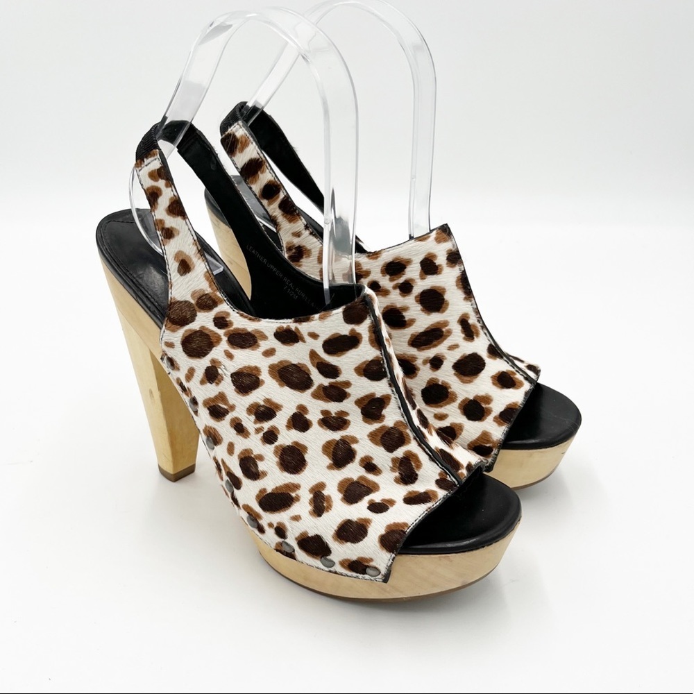 Via Spiga Wooden Animal Print Heels